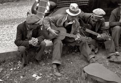 Another view of the Tennessee Troubadour as captured by painter-photographer Ben Shahn in October 1935. View full size. More here. 35mm nitrate negative.