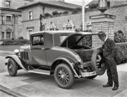 San Francisco circa 1929. "DeSoto coupe at Phelan Mansion." Critter du jour in the Shorpy Menagerie of Musty Marques, this example comes from the first model year for DeSoto, a Chrysler brand that lasted for three decades. 8x10 nitrate negative, late of the Marilyn Blaisdell collection. View full size.