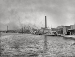 1899. "Maumee River front, Toledo, Ohio." (A more detailed panoramic version is here.) 8x10 inch dry plate glass negative, Detroit Photographic Company. View full size.