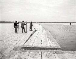 Woburn, Mass., circa 1906. "Ice harvesting on Horn Pond -- baring off the floats." 8x10 inch dry plate glass negative, Detroit Publishing Company. View full size.