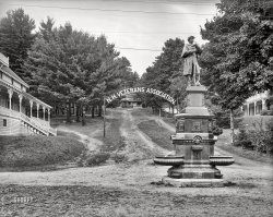 Weirs, New Hampshire, circa 1906. "N.H. Veterans' Association grounds at Lake Winnipesaukee." Seen earlier here and here, the NHVA Civil War memorial-slash-fountain (with basins for horse, human, dog or cat) was blown to smithereens by a lightning strike in 1931. 8x10 inch glass negative, Detroit Publishing Company. View full size.