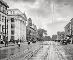 Pittsfield, Massachusetts, circa 1912. "North Street looking south." Here's looking at you, kid. 8x10 inch dry plate glass negative, Detroit Publishing Company. View full size.