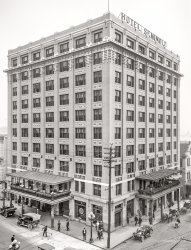 Jacksonville, Florida, circa 1910. "Hotel Seminole (includes street cleaning activities)." The building last seen here. 8x10 inch glass negative, Detroit Publishing Company. View full size.