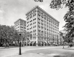 Washington, D.C., 1912. "Southern Building, 15th and H Streets N.W." Home to the United States Trust Company, and just across the street from Fire Alarm Telegraph Station X444. The building, completed in 1912 (before experiencing a two-story growth spurt at some point), still stands. 8x10 inch dry plate glass negative, Detroit Publishing Company. View full size.