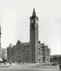 Circa 1906. "Union Station, Indianapolis." If we step on it (but not in it) we just have time to make the 3:25 to Terre Haute. 8x10 glass negative. View full size.